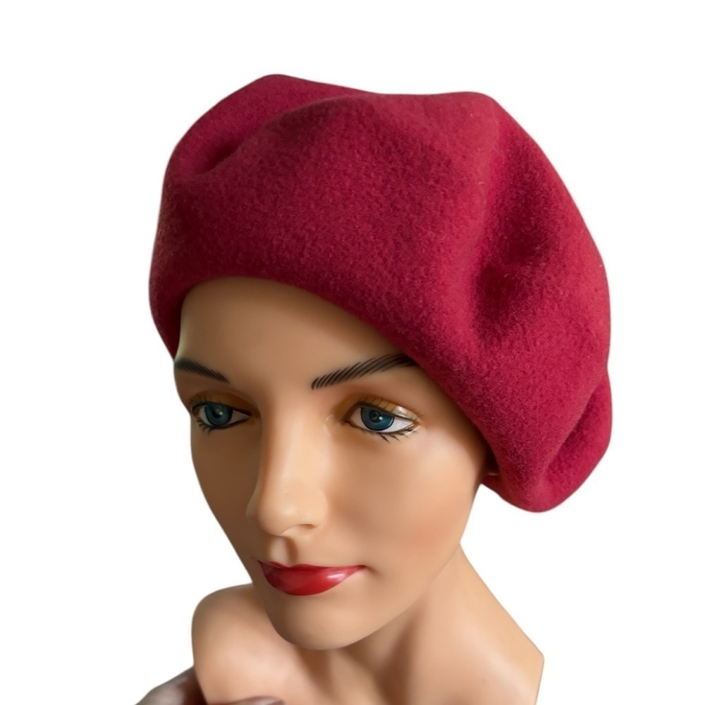 Kangol Modelaine She Wore A Raspberry Beret 100% Virgin Wool Dk Pink OS UK - Picture 2 of 5